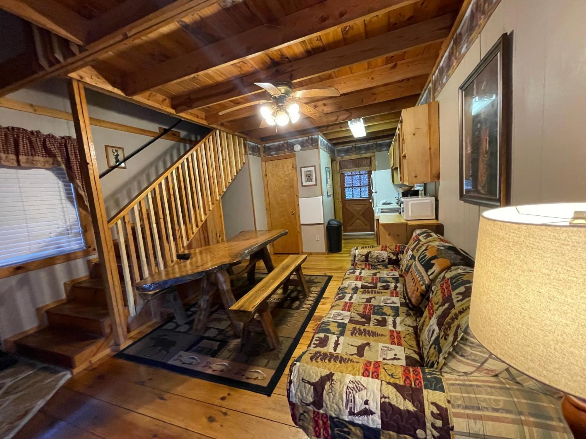 Amazing Cabin Fireplace And Stream #11 Helen Ngoại thất bức ảnh